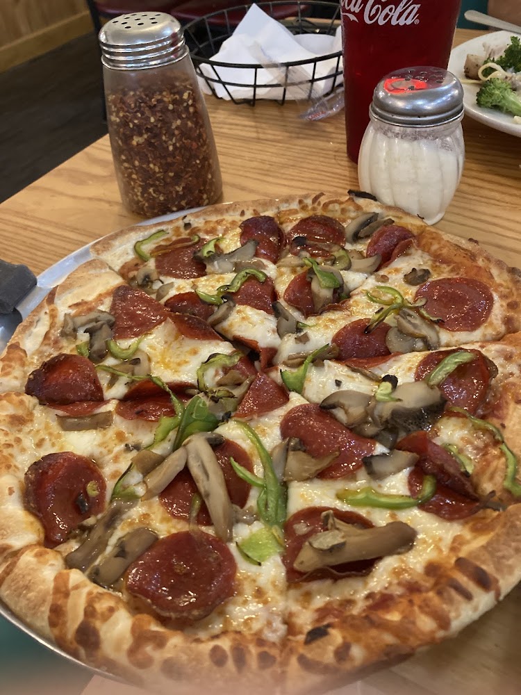 Pizza restaurant near Travel Inn - Lugoff